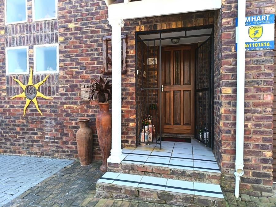 3 Bedroom Property for Sale in C Place Eastern Cape